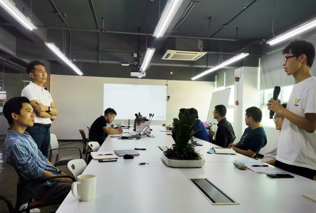 ��һ�˶��ɷ�, �ƴ��嶯̬, �Ϻ�HMI